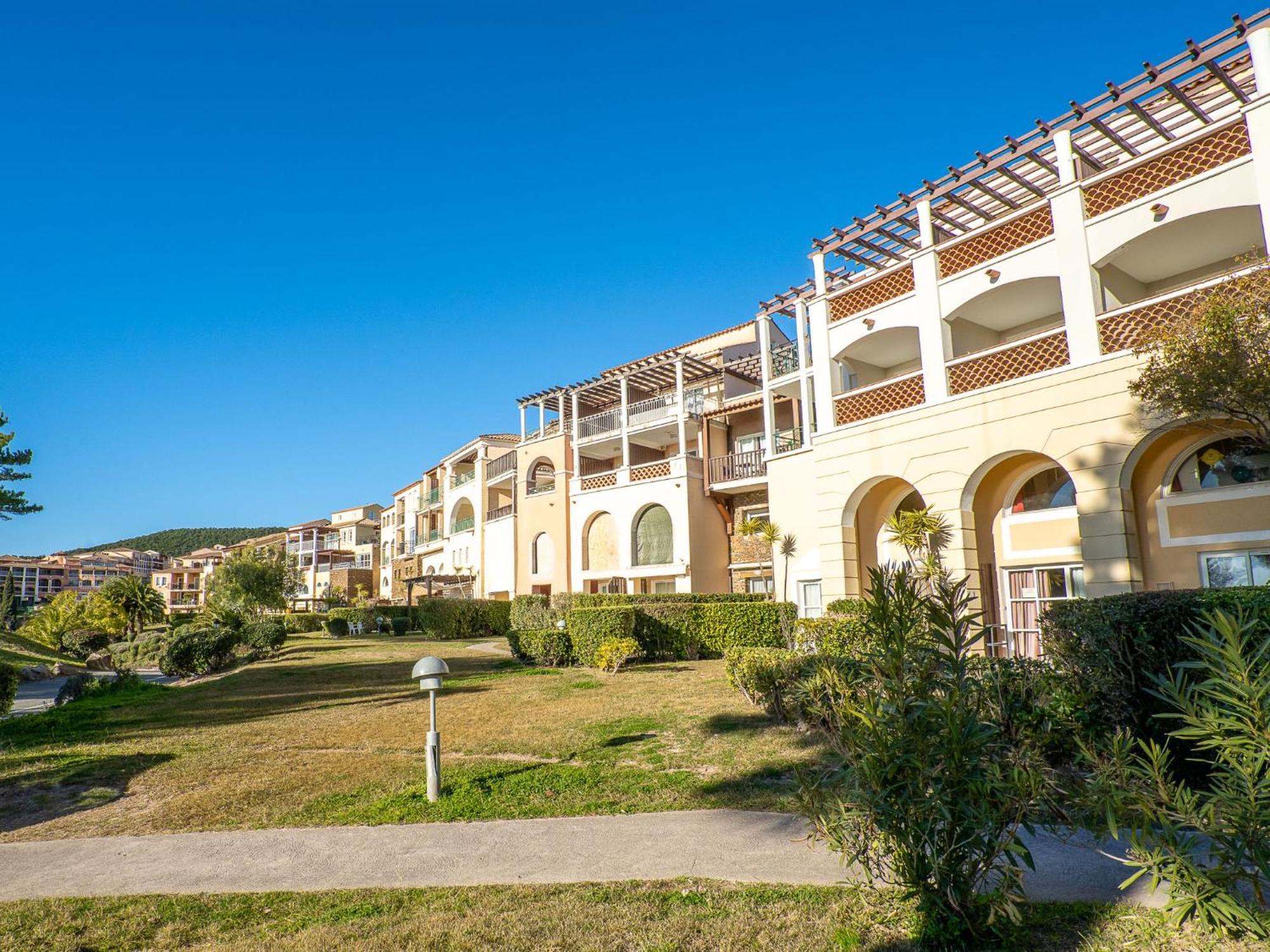 Apartment Village Cap Esterel - Le Village-81 By Interhome Saint-Raphaël Dış mekan fotoğraf