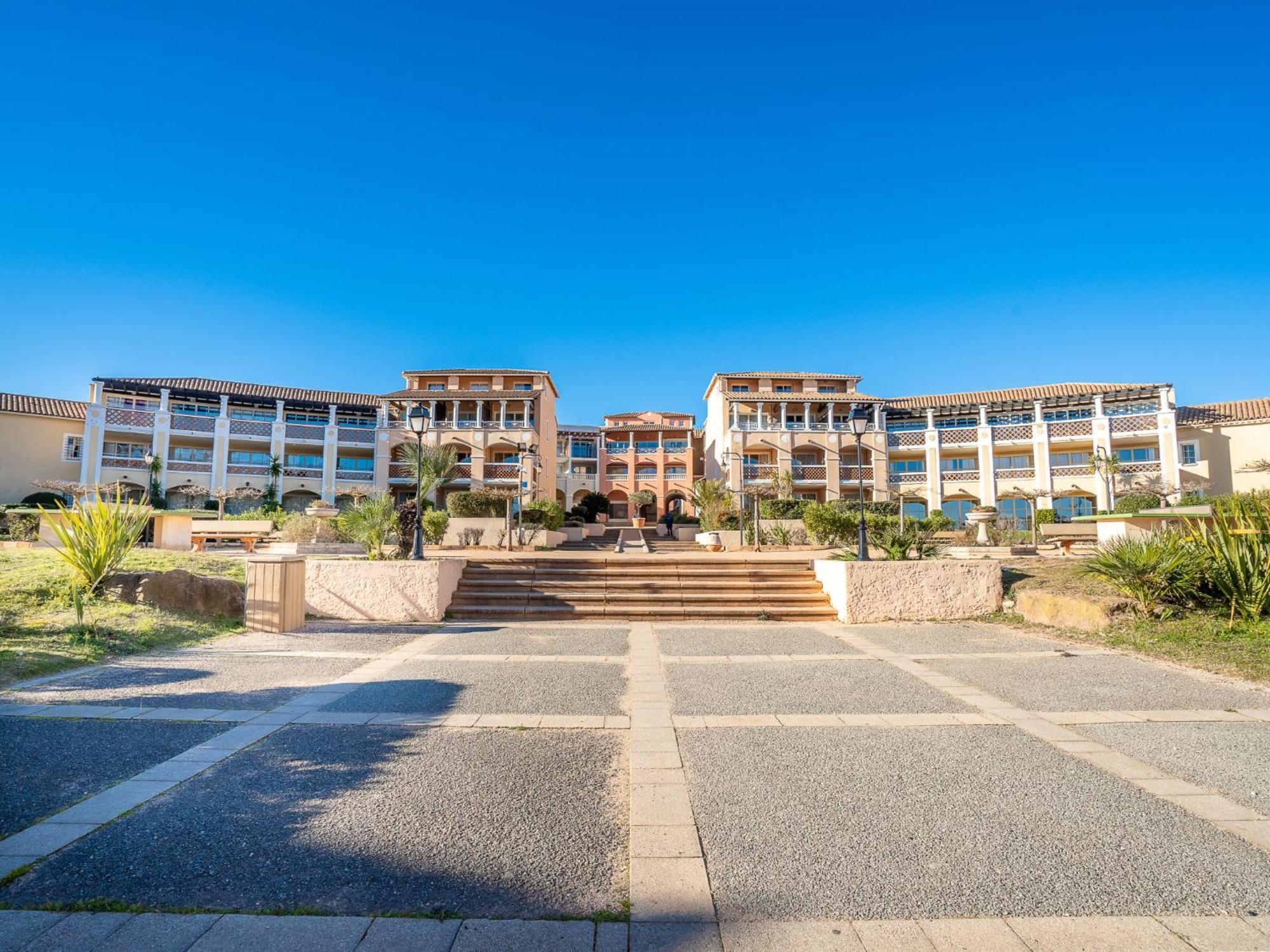 Apartment Village Cap Esterel - Le Village-81 By Interhome Saint-Raphaël Dış mekan fotoğraf